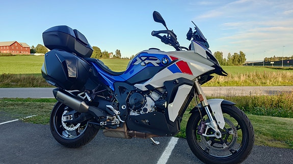 BMW S 1000 XR 2 of 13