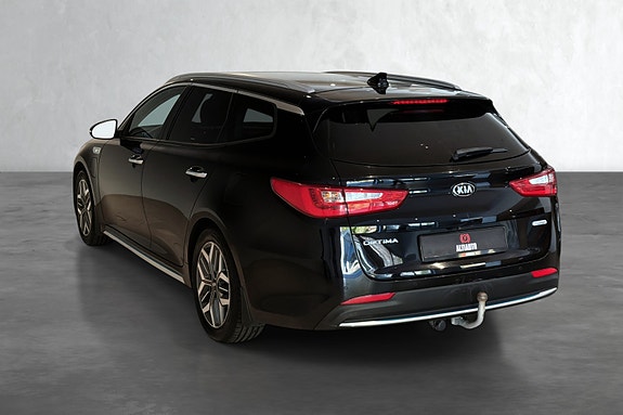 Kia Optima 5 of 25