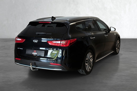 Kia Optima 4 of 25