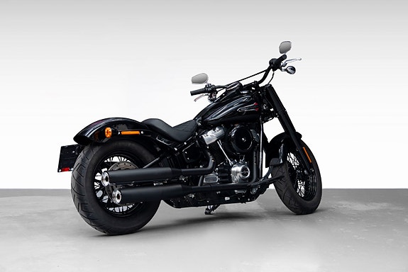 Harley-Davidson SLIM FLSL Milwaukee-Eight 107 l LAV KM l GARANTI l INNB 2 of 13