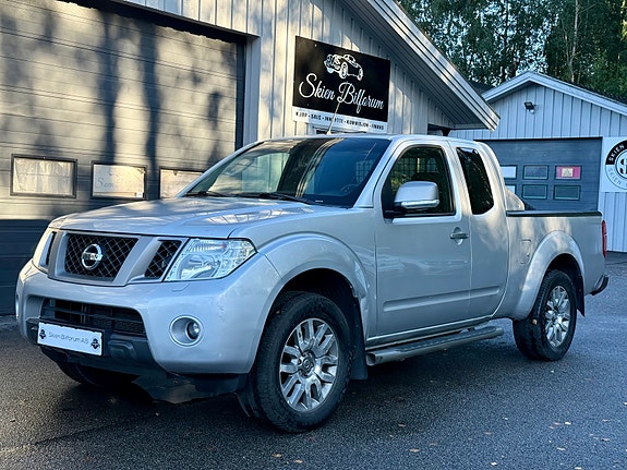Nissan Navara 2 of 24