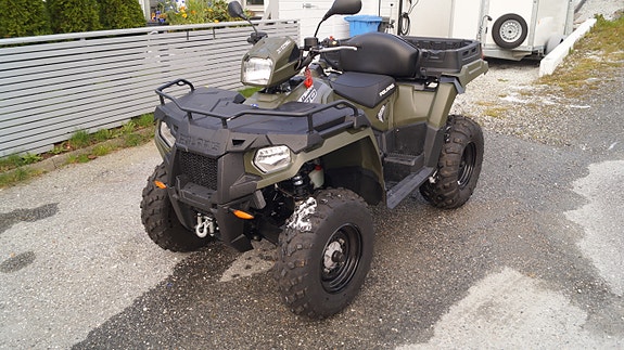 Polaris Sportsman X2 570 7 of 30