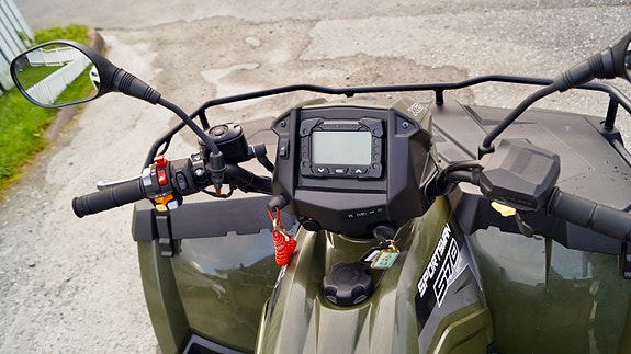 Polaris Sportsman X2 570 10 of 30