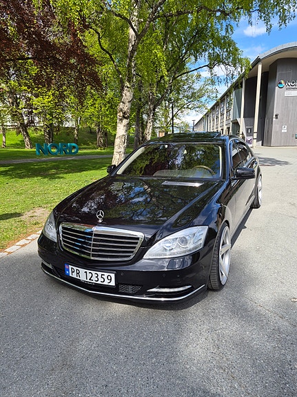 Mercedes-Benz S250 7 of 18