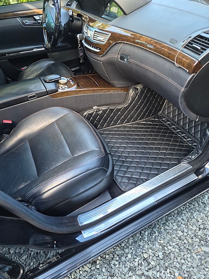 Mercedes-Benz S250 14 of 18