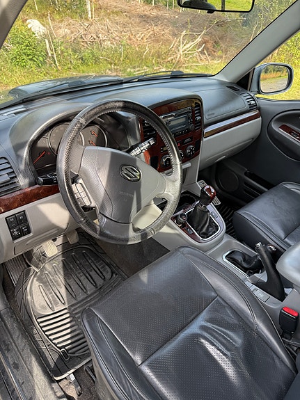 Suzuki Grand Vitara 8 of 18