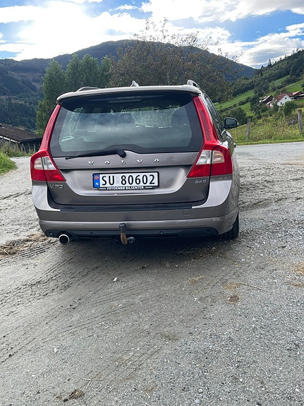 Volvo V70 6 of 10