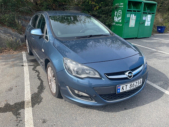 Opel Astra 4 of 30