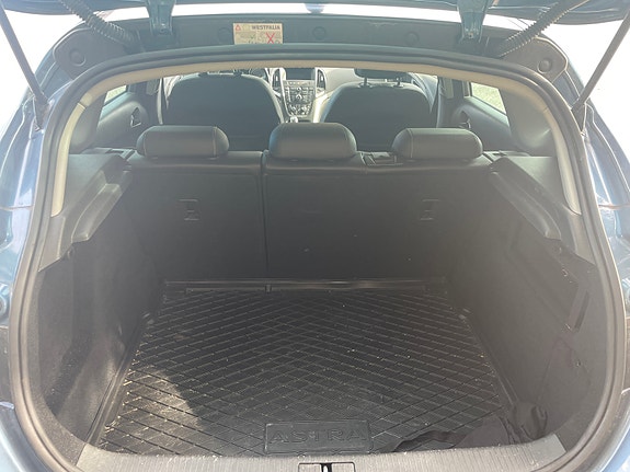 Opel Astra 23 of 30