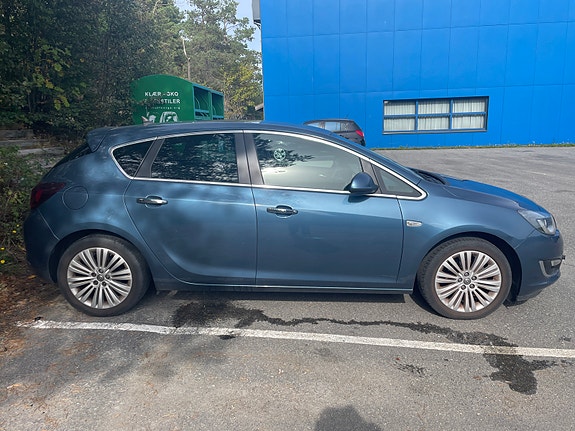 Opel Astra 5 of 30