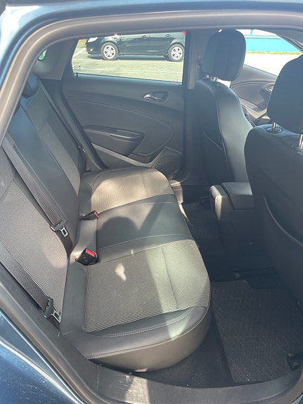 Opel Astra 21 of 30