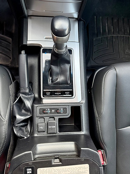 Toyota Land Cruiser 12 of 27