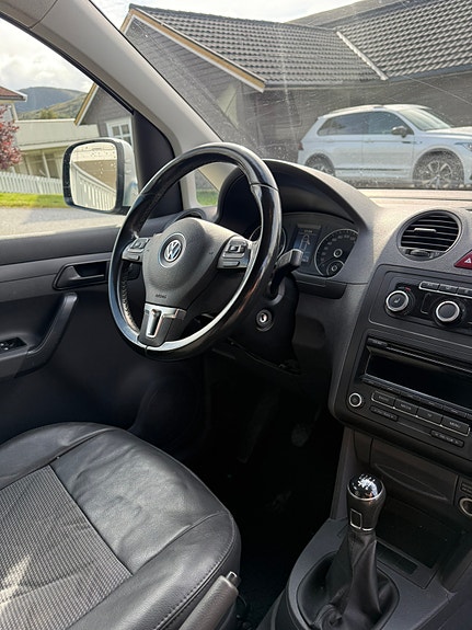 Volkswagen Caddy Maxi 7 of 20