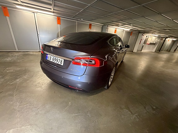 Tesla Model S 6 of 30
