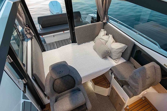 Nordkapp 905 Gran Coupe Hekk- og baugtrøster. Skipsregistrert, finans opptil 20 15 of 25