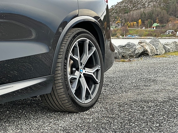 BMW X5 11 of 30