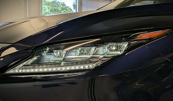 Lexus RX450hL 4 of 30