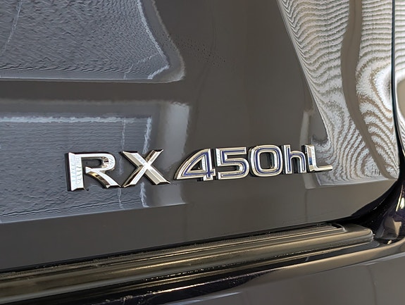 Lexus RX450hL 14 of 30