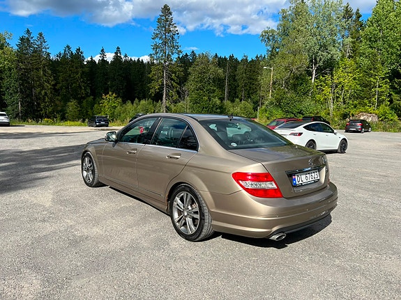 Mercedes-Benz C220 d 7 of 23