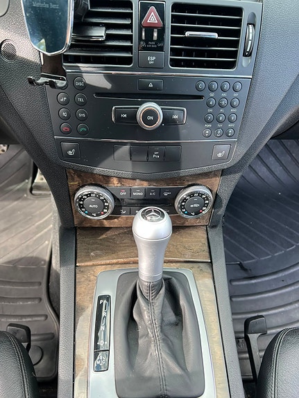 Mercedes-Benz C220 d 17 of 23