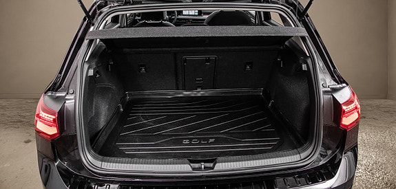 Volkswagen Golf VIII 8 of 30