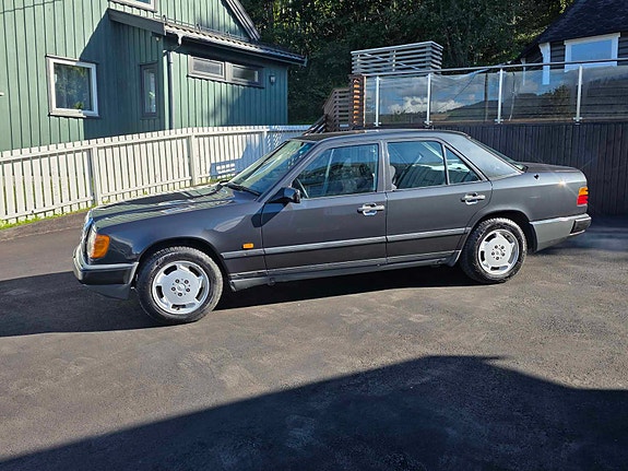 Mercedes-Benz E250 d 6 of 16