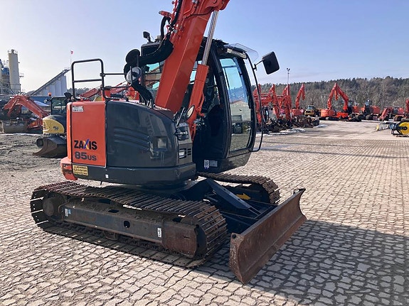 Hitachi ZX 85 US-5 4 of 9