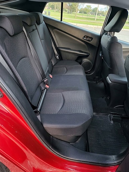 Toyota Prius 11 of 24