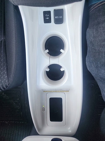 Toyota Prius 12 of 24