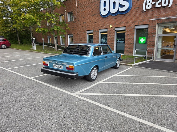 Volvo 140 9 of 30