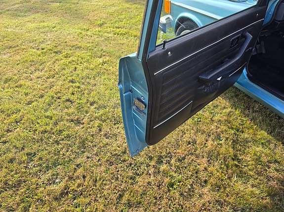 Volvo 140 14 of 30