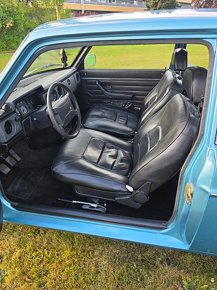 Volvo 140 21 of 30