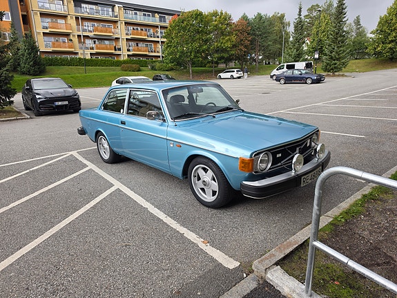 Volvo 140 8 of 30