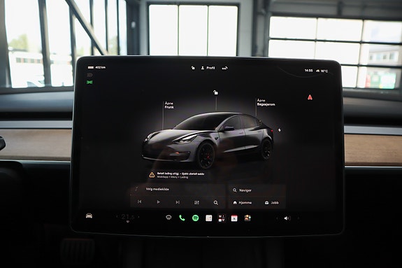 Tesla Model 3 22 of 27
