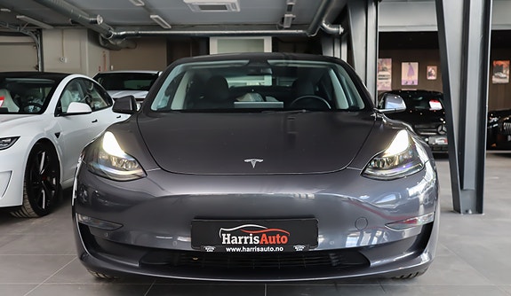 Tesla Model 3 4 of 27