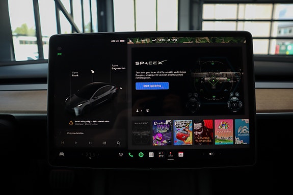 Tesla Model 3 24 of 27