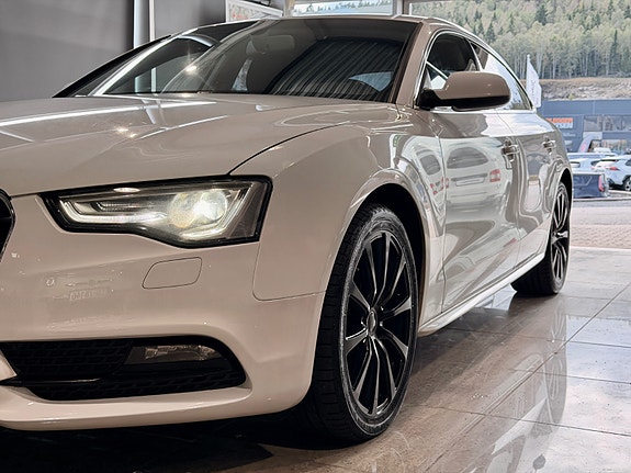 Audi A5 11 of 30