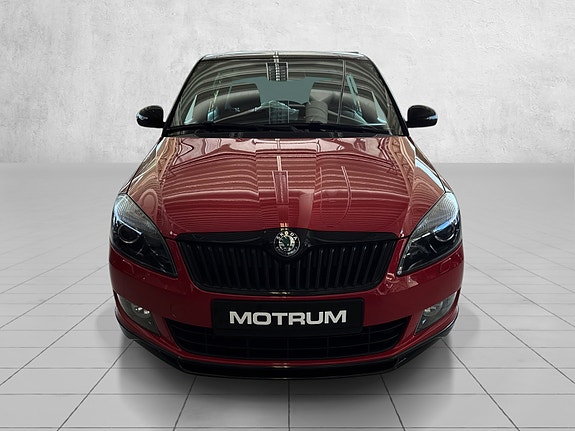 Skoda Fabia 2 of 16