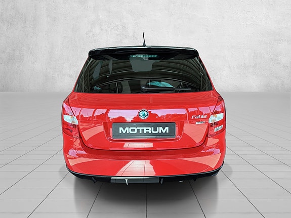 Skoda Fabia 5 of 16
