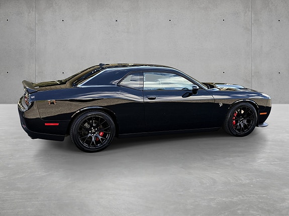 Dodge Challenger 7 of 21