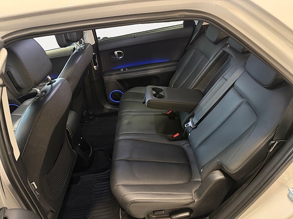 Hyundai Ioniq 5 10 of 17