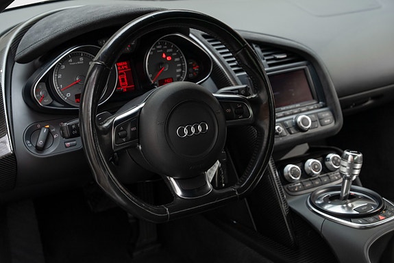 Audi R8 11 of 29