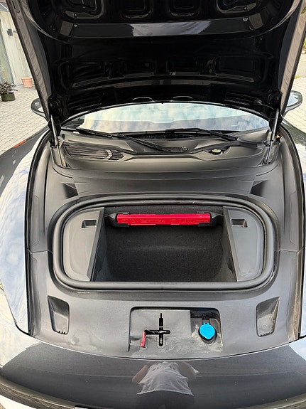 Porsche Taycan 4 10 of 15