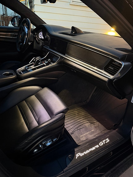 Porsche Panamera 16 of 24