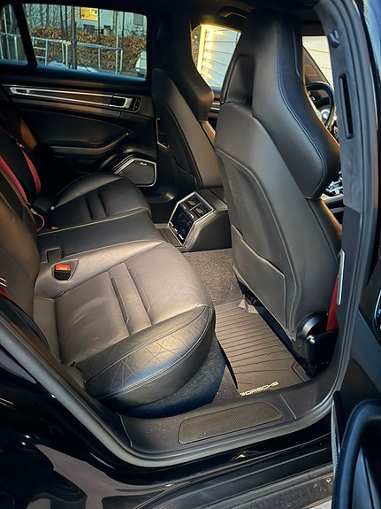 Porsche Panamera 18 of 24