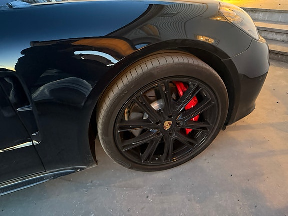 Porsche Panamera 5 of 24