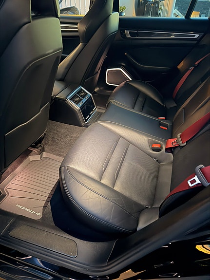 Porsche Panamera 14 of 24