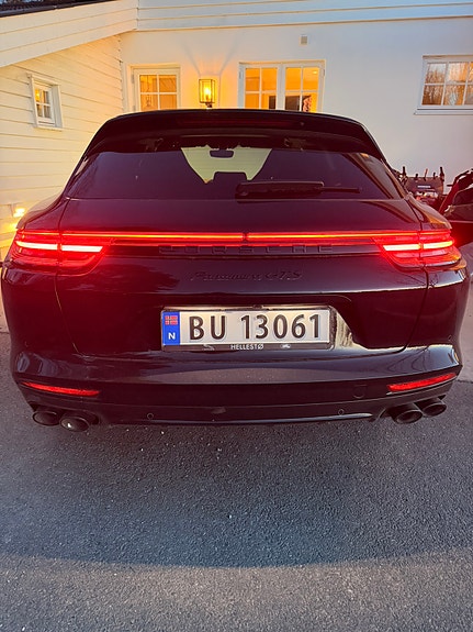Porsche Panamera 8 of 24