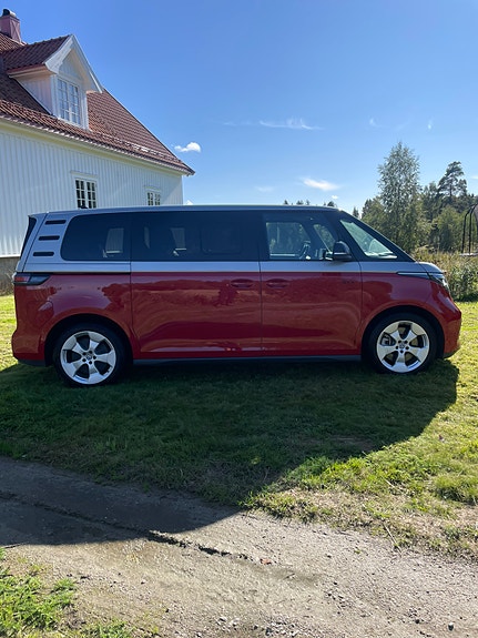 Volkswagen ID. Buzz 10 of 17