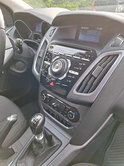 Ford Focus 11 of 27